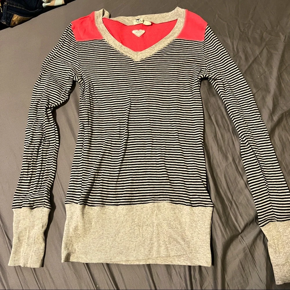 Small Roxy lightweight sweater - Picture 1 of 5